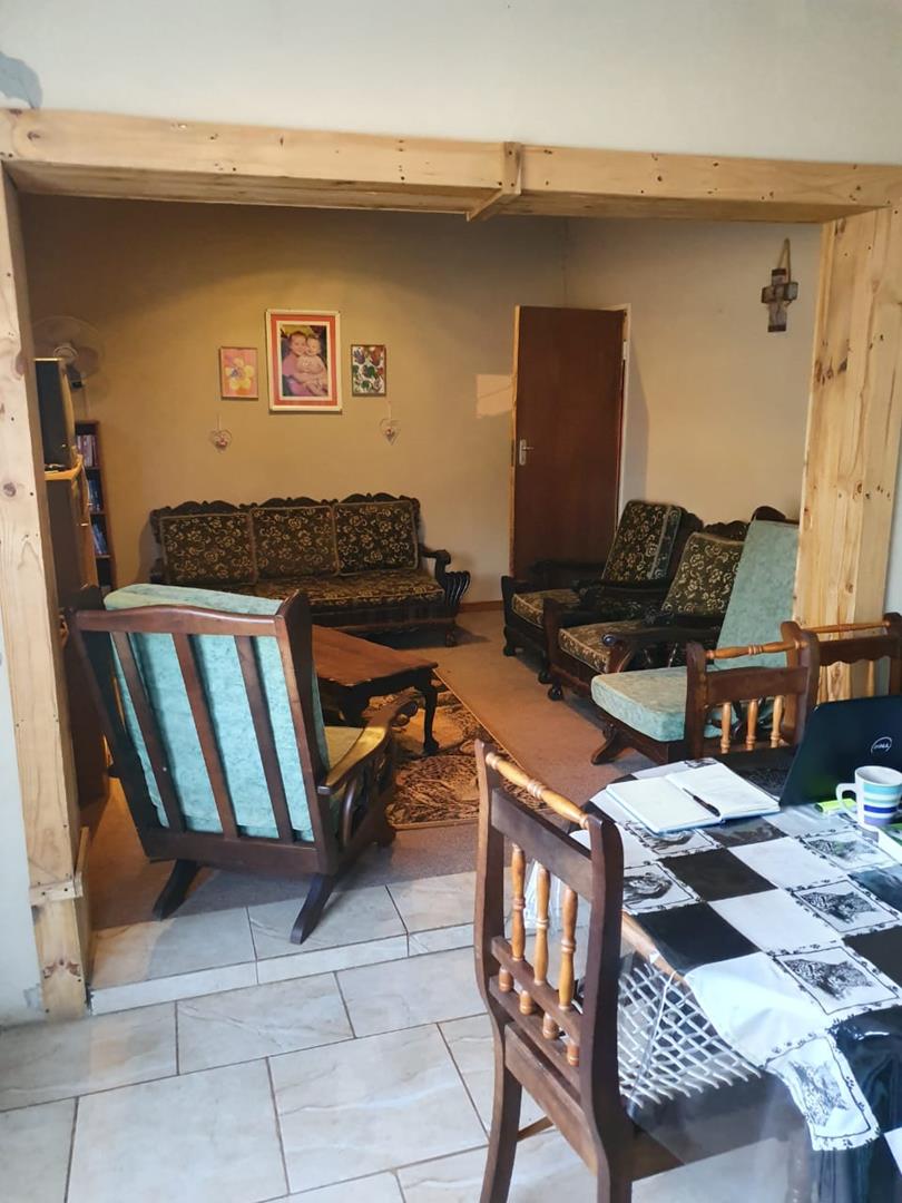 10 Bedroom Property for Sale in Rustenburg North West